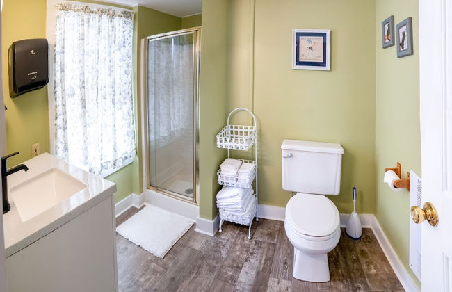 Historic 2 Cats Inn - Photo 13