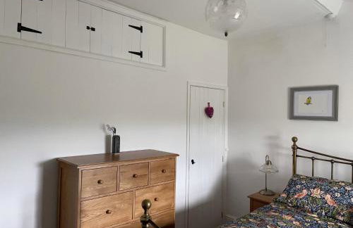 Penny Black Cottage - Photo 11