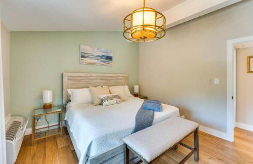 Elegant 4-Season Lake Geneva Condo with Fireplace! - Foto 19