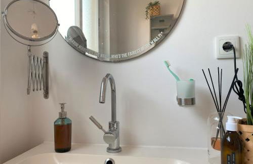 Lisbon, renovated T2 apartment Portas de Benfica - Foto 43