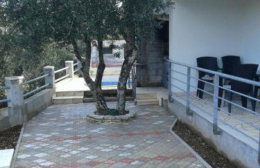 Iva Lavanda - Photo 1