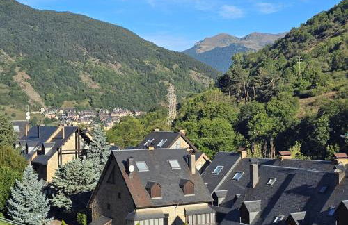 Apartamento de Montaña en Baqueira con Parking y Totalmente Equipado - Foto 17