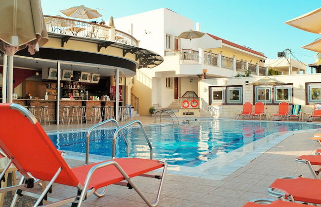 Bella Elena - Photo 24