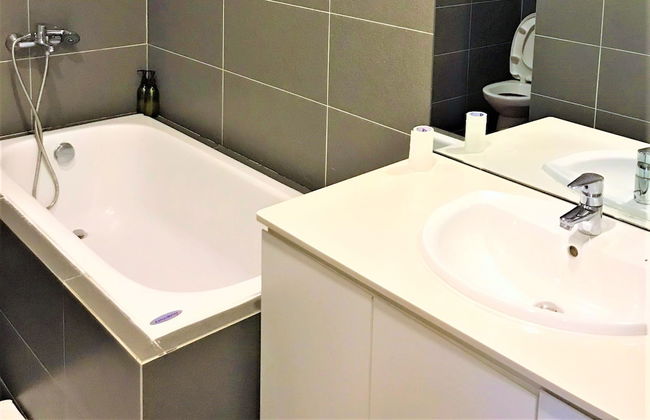 M-H Apartment Hotel - Photo 53