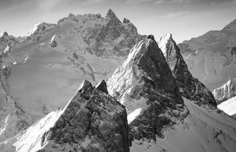 vue splendide montagnes centre village pieds des pistes et remontées Mécaniques - Foto 30