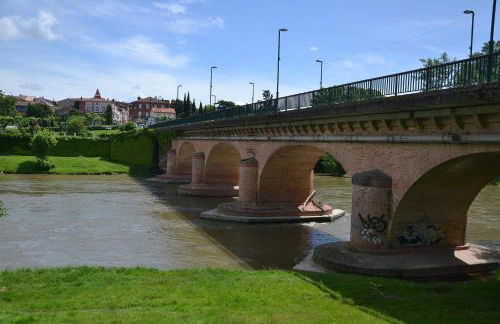 CinemaRoom Auterive Suite cinéma privée Love Room Netflix proche Toulouse - Foto 19