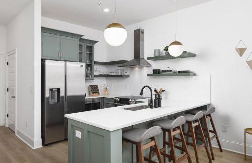 Luxury Design Condo, Close to Downtown Broadway & Coffee - Foto 10