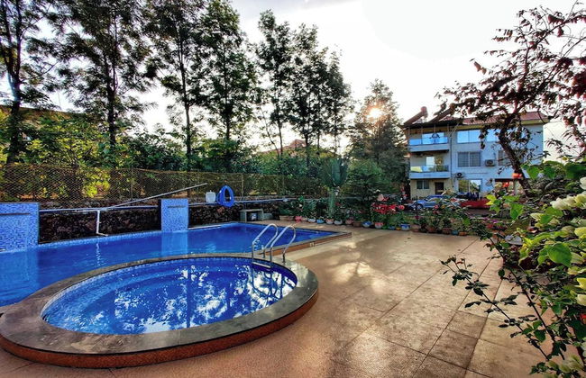 Strawberry Land Resort - Photo 25