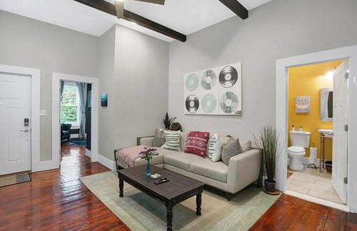 Prime location very close to downtown! - Photo 38