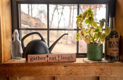 Liams Lodge-Peaceful Cabin Panoramic Lake Views - Foto 12