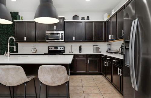 Comfortable Vacation Home Great Resort Pool/Spa Sleeps 20 - Foto 36