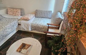 Peloponnese Hideout - Traditional stone house - Photo 9