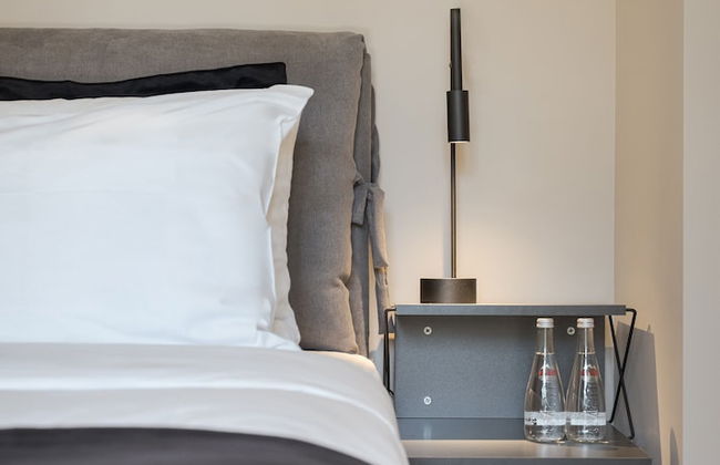 Athenian Grand Riviera Villa - Photo 21