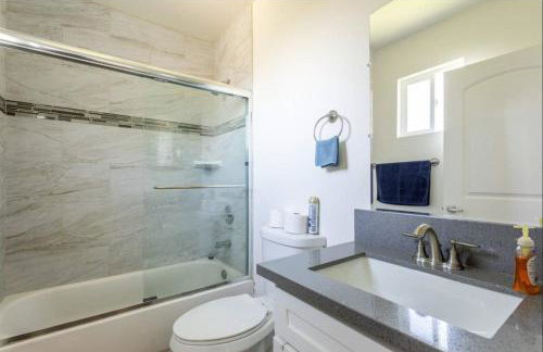 Cheerful 5BR house with parking near USC - Photo 28