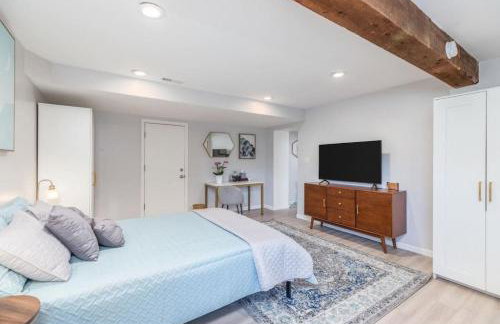 Private Pet Friendly Avenues Suite of Downtown - Foto 2