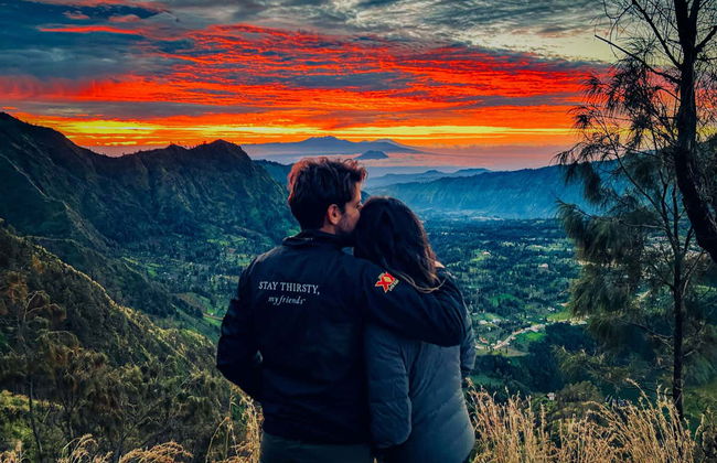 Escursione privata al Monte Bromo all'alba + Cascate Madakaripura - Foto 10