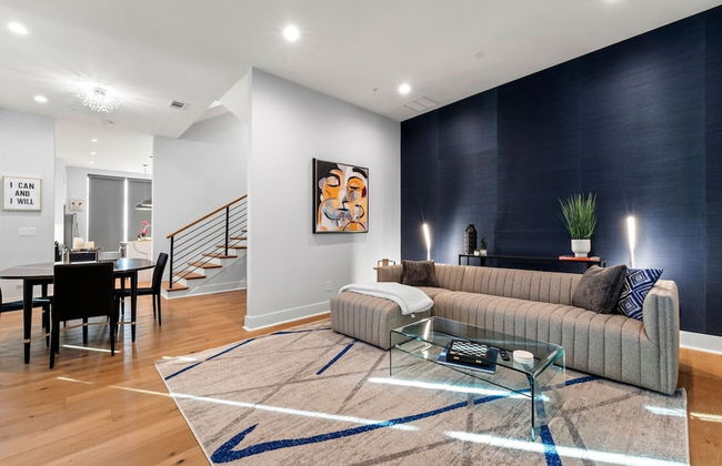 Luxurious Midtown Home Rooftop Views by Silverx - Foto 3