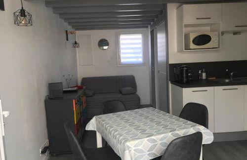 Petite maison avec piscine à 500m de la plage - Foto 9