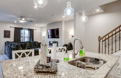 Work and Play Near Old Hickory Lake! Home with Patio - Photo 7