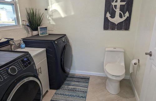 Beautiful Ormond Beachfront House! - Photo 23