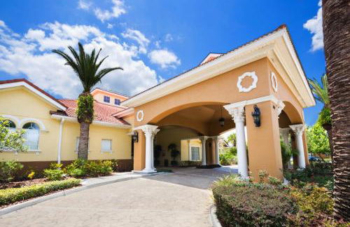 Walkin' on Sunshine - 5 bed pool home in Terra Verde Resort near Disney - Foto 29