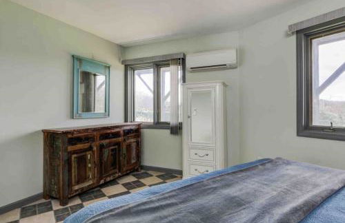 Massive 4 bedroom home Sleeps 19 - Foto 33