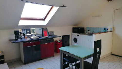 Appartement climatisé avec parking privé à Doué la fontaine - Foto 4, stove, toaster