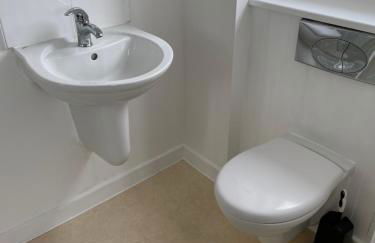 Lovely, Sleeps 6, 2 baths, Riverside Views, Parking, GY - Foto 22