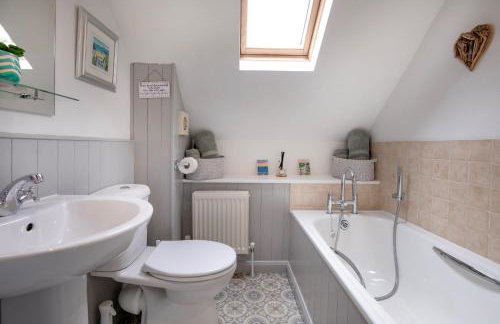 The Small Barn - Photo 26