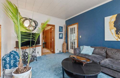 Cheerful 4BR Chalet with Seasonal Pool, Hot Tub - Foto 17