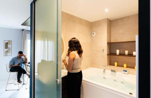 L'Escapade Indigo - Balnéo - Sauna - Foto 31