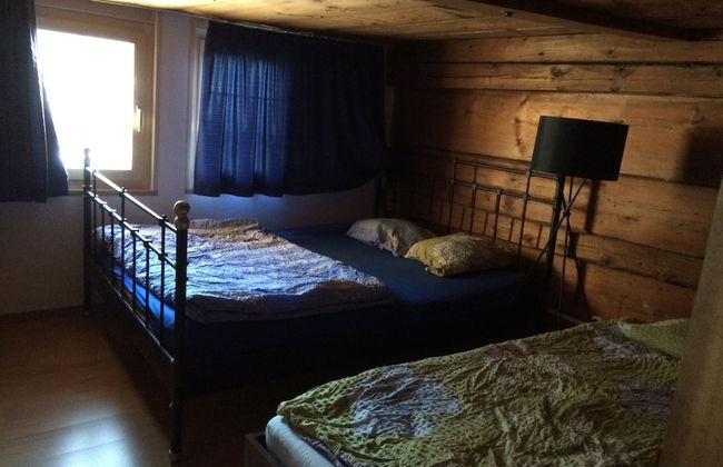 325 Year Old Swiss Chalet - Foto 3