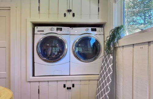 Alpine Chalet Grill, Fire pit, Pool, Gym, CornHole - Photo 27