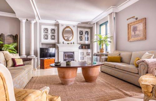 CASA PALACIO SXVIII CON PISCINA en centro histórico de SEVILLA - Photo 29