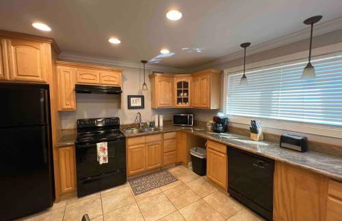 2 br Steps from Tiger Stadium - Foto 8