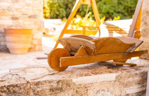 Chaihoutes stone House and Villa into Olive farm in Zia - Photo 29