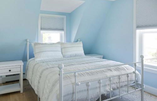 Spacious 4BR Beach Retreat, Steps to Pine Point - Foto 31