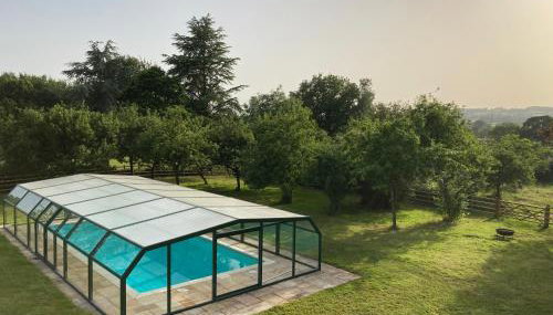 Large House On Farm With Own Heated Pool, As Seen On BBC TV - Foto 1