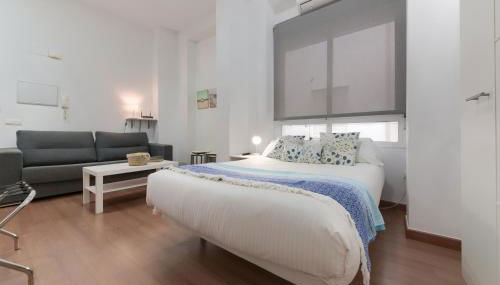 Holidays2Malaga Carreteria 97 Loft High Speed WIFI - Foto 3