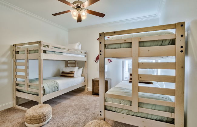 Coral By Avantstay Gorgeous Three Story Home w Two Balconies - Foto 13