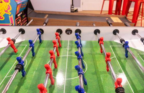 Cape Cod heated Pool, Putting Green, Speak Easy, Game room, - Foto 16