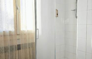 Free Parking - No Tourist Tax - Motor Valley - Photo 18