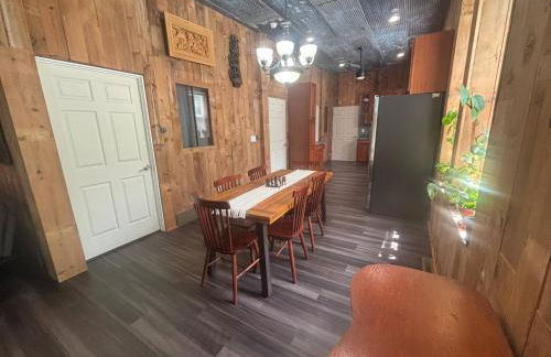 1st Fl 2BR Downtown + 2 Pkg - Foto 19