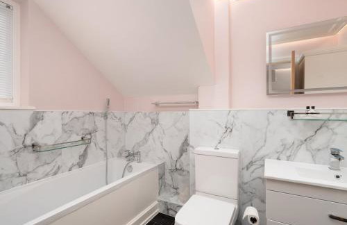 Lux Light Spacious- Chilterns - Pass the Keys - Foto 22