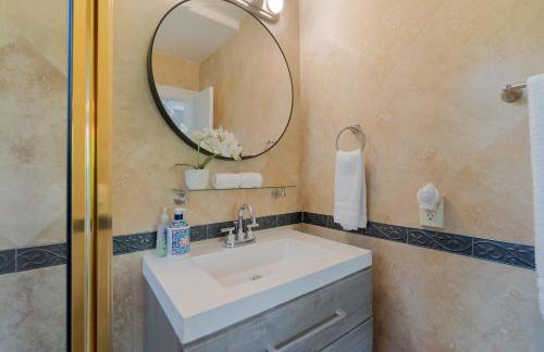 Palm Beach Island Condominiums - Photo 52