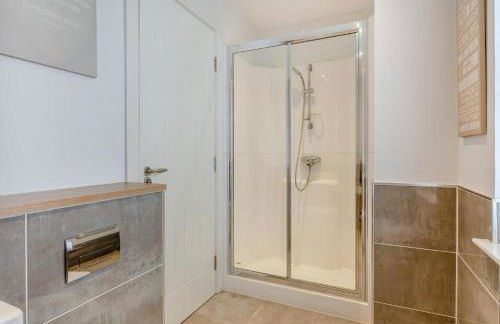 One The Loan - Photo 16