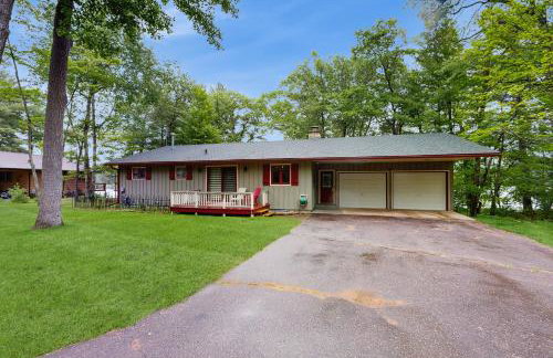 Hooked on Johnson - Photo 2