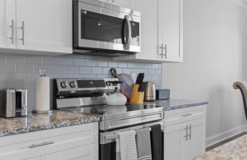 Luxury 2 bedrooms, 2.5 baths - Foto 4