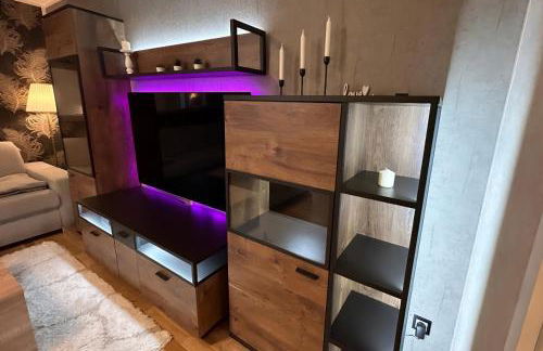 zentrale Design-Ferienwohnung mit Balkon und Stellplatz in Karlsruhe - APOLONIAliving - Foto 53