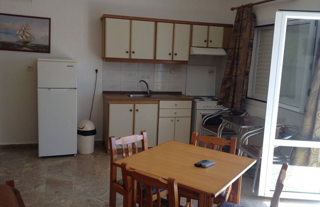 Sea View And Mountain View Apartment For 4 People - Photo 21